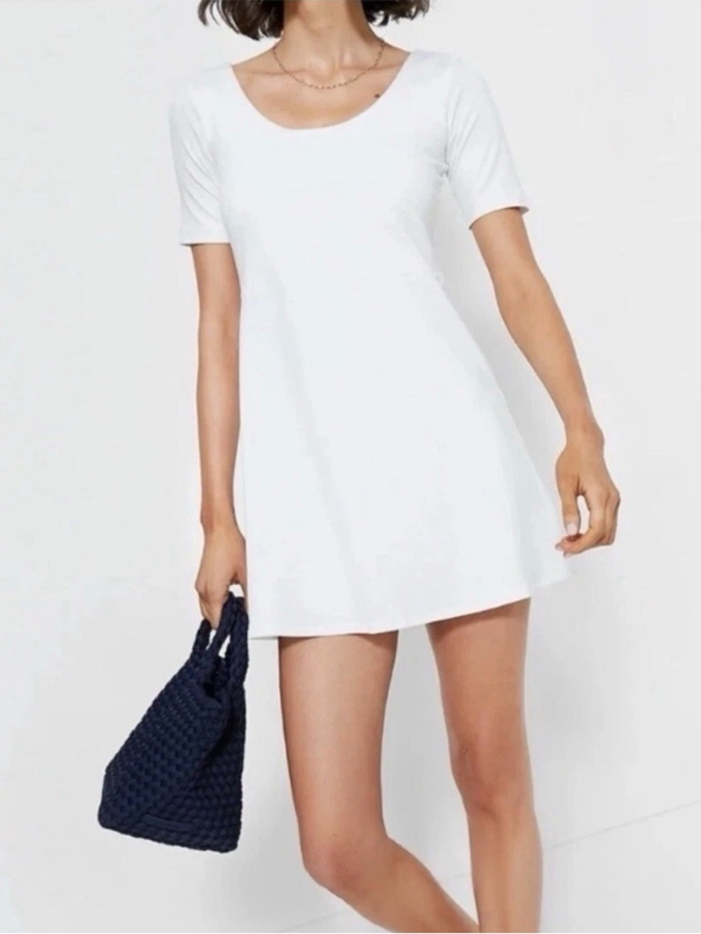 Tuckernuck White Scoop-Neck Short Sleeve sport Dress step in Rosemary